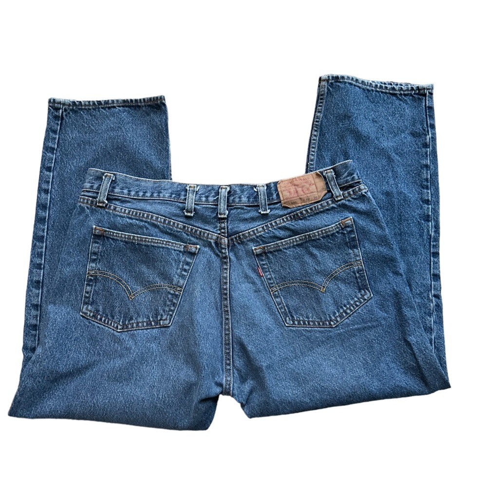 Levi's 501 Men's Original Straight‎ Leg Dark Wash Jeans Size: W42/L30